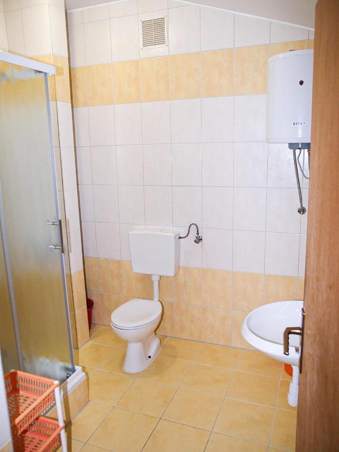 Apartmani "Jadran" Pag Town Εξωτερικό φωτογραφία
