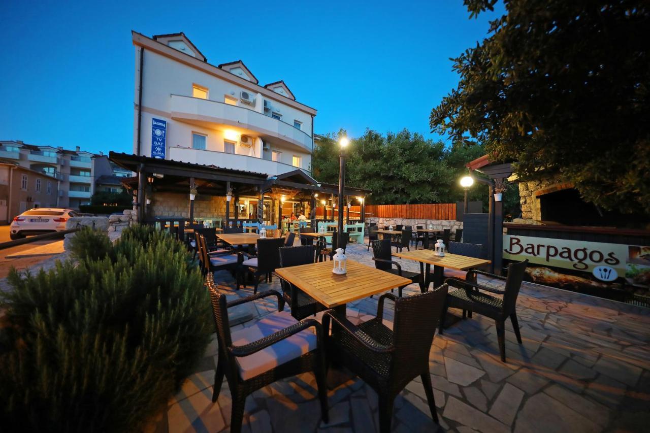 Apartmani "Jadran" Pag Town Εξωτερικό φωτογραφία