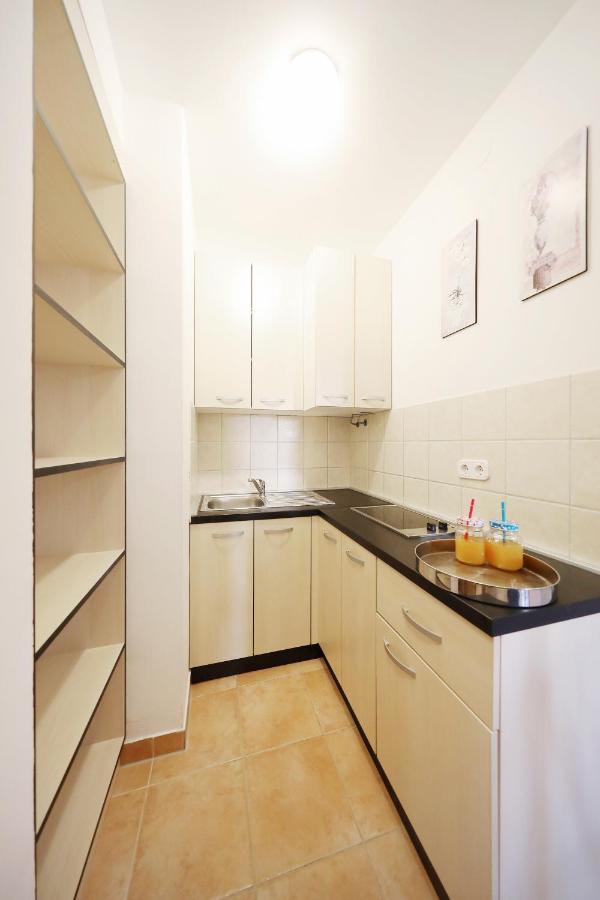 Apartmani "Jadran" Pag Town Εξωτερικό φωτογραφία