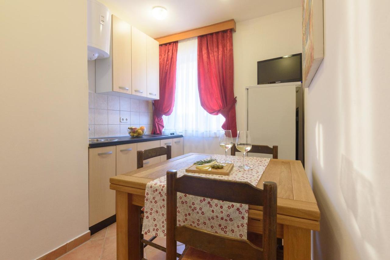 Apartmani "Jadran" Pag Town Εξωτερικό φωτογραφία