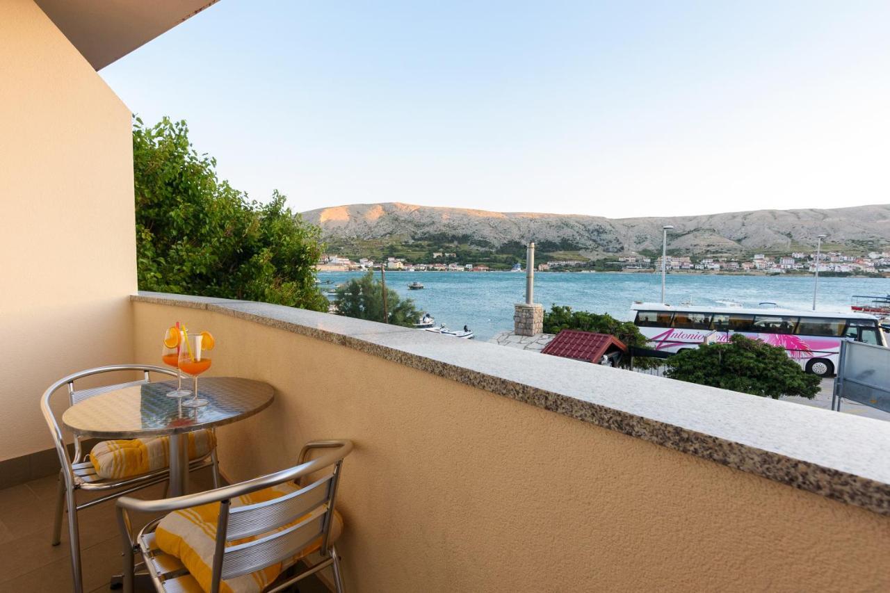 Apartmani "Jadran" Pag Town Εξωτερικό φωτογραφία