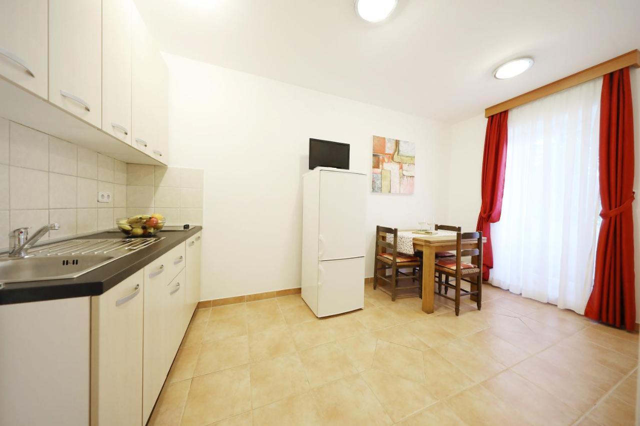 Apartmani "Jadran" Pag Town Εξωτερικό φωτογραφία